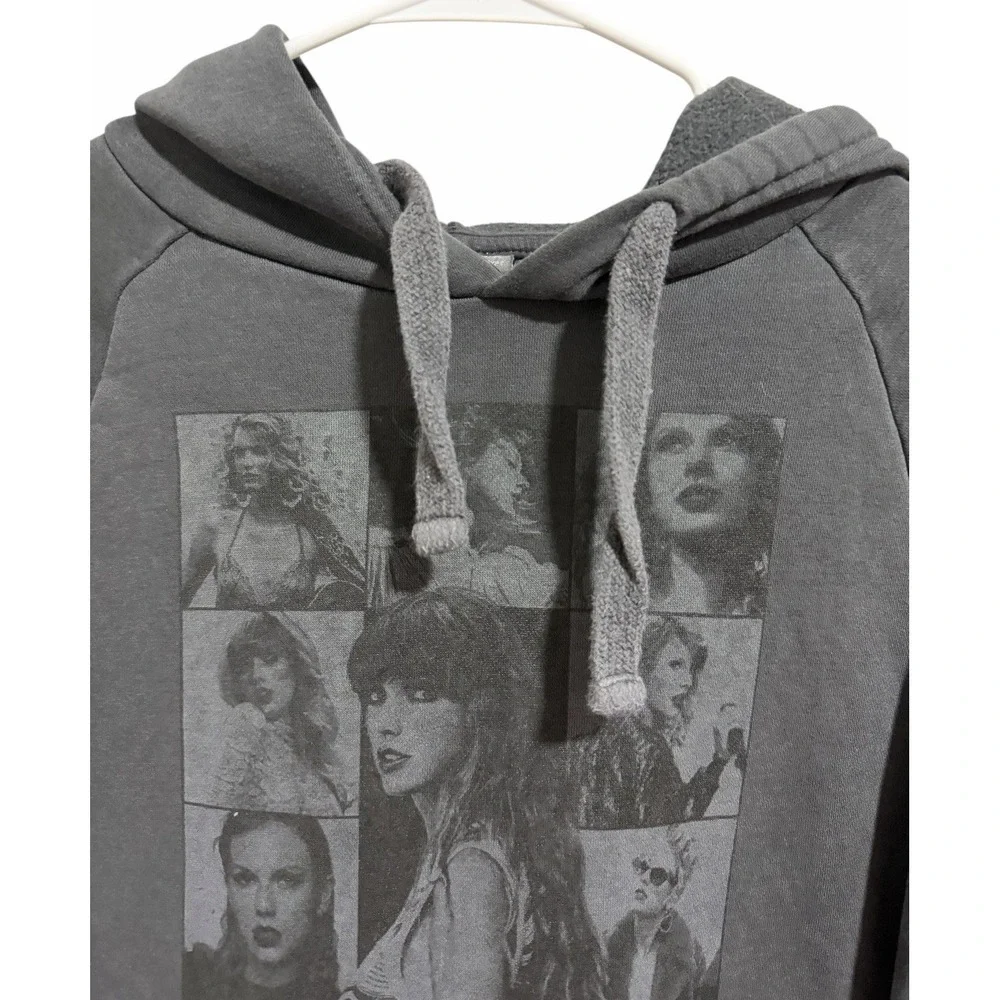 Taylor Swift‎ Exclusive Eras Tour Merch Charcoal Grey Hoodie Concert Size Medium